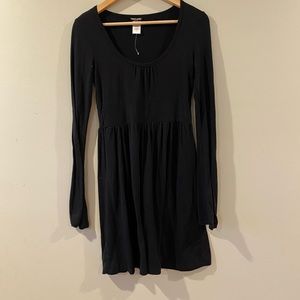 Guess Jeans Round  Neck Long Sleeve Black Dress Flare Women’s  Size Small NWOT